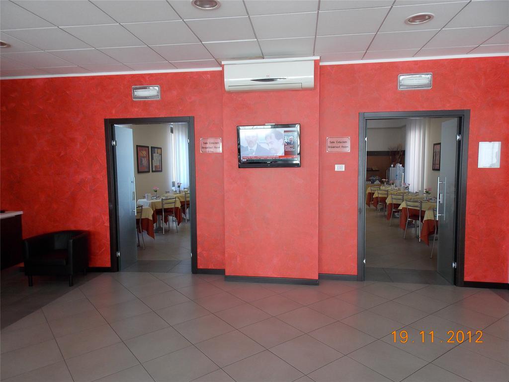 Hotel David Sesto Calende Zewnętrze zdjęcie