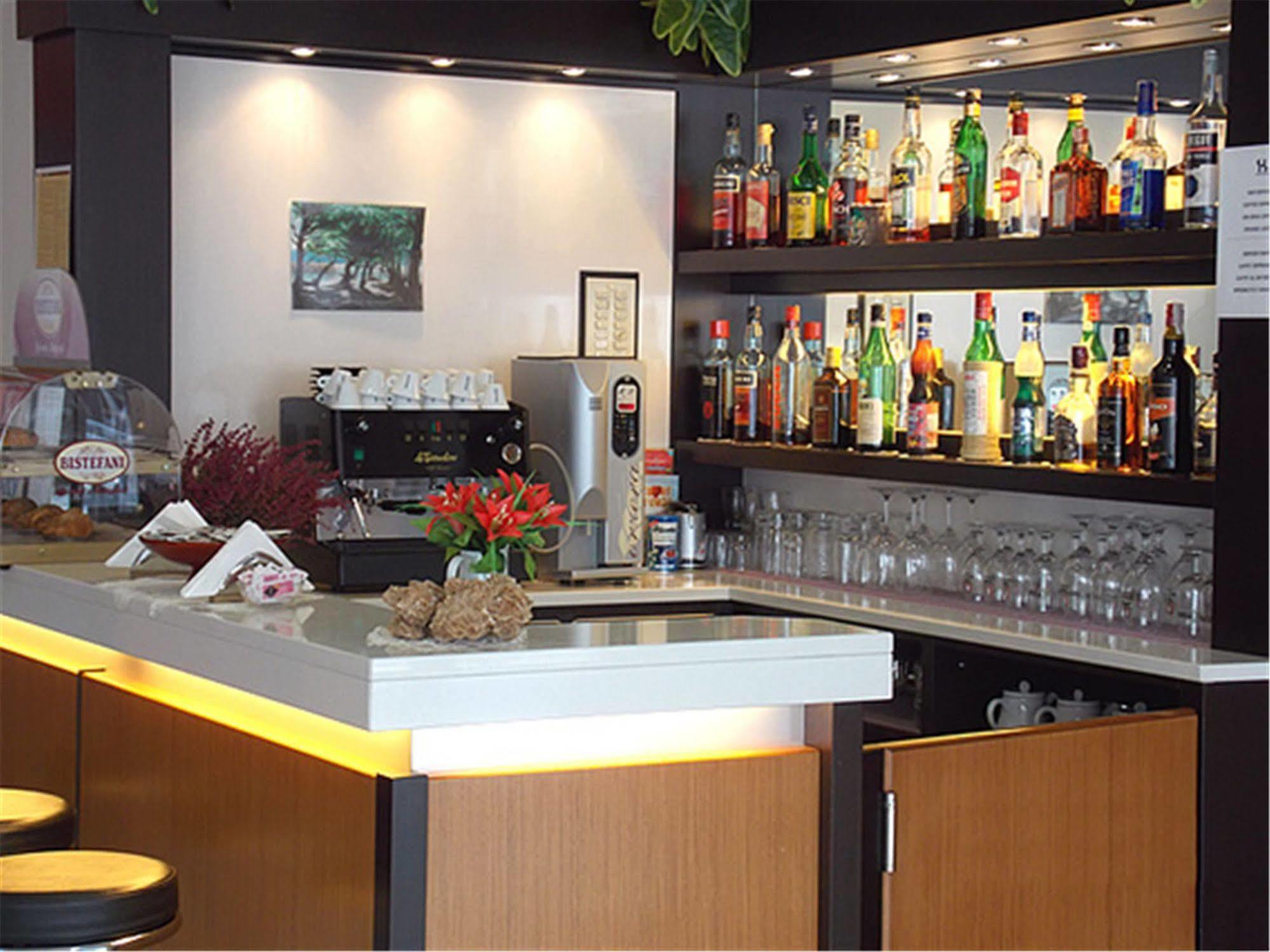 Hotel David Sesto Calende Zewnętrze zdjęcie